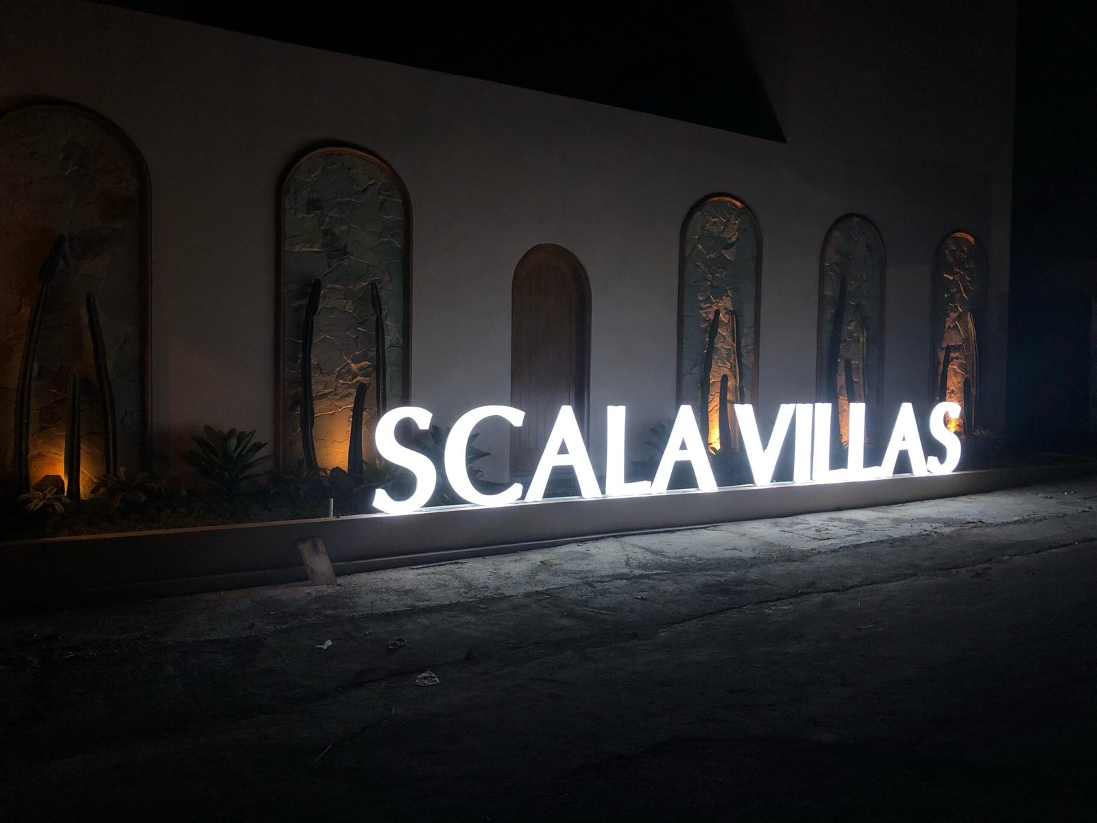 Huruf Timbul Akrilik nyala- gambar 1